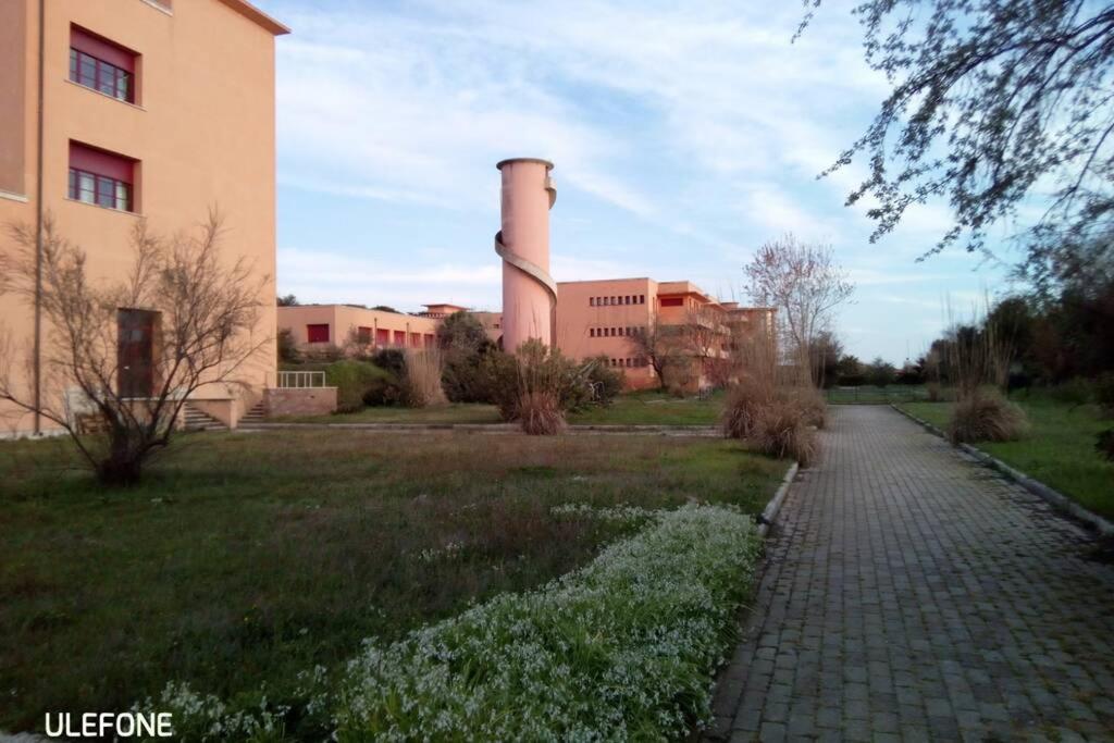 Casa Nel Parco Sulla Spiaggia Pisa Exteriör bild